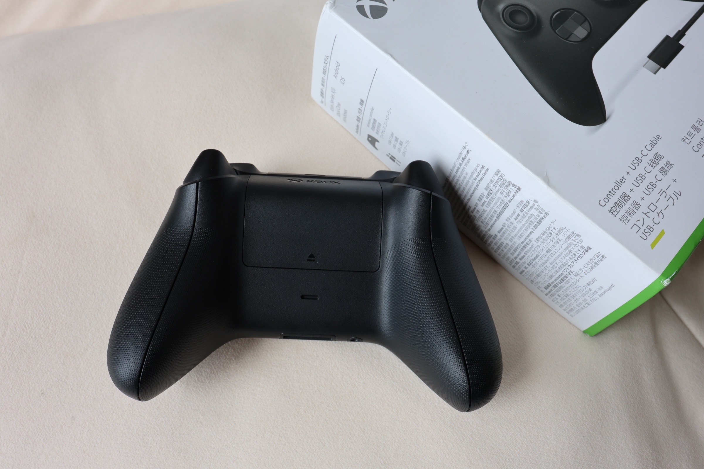 Xbox Series X|S 磨砂黑手柄｜原盒配件齐全实拍 2