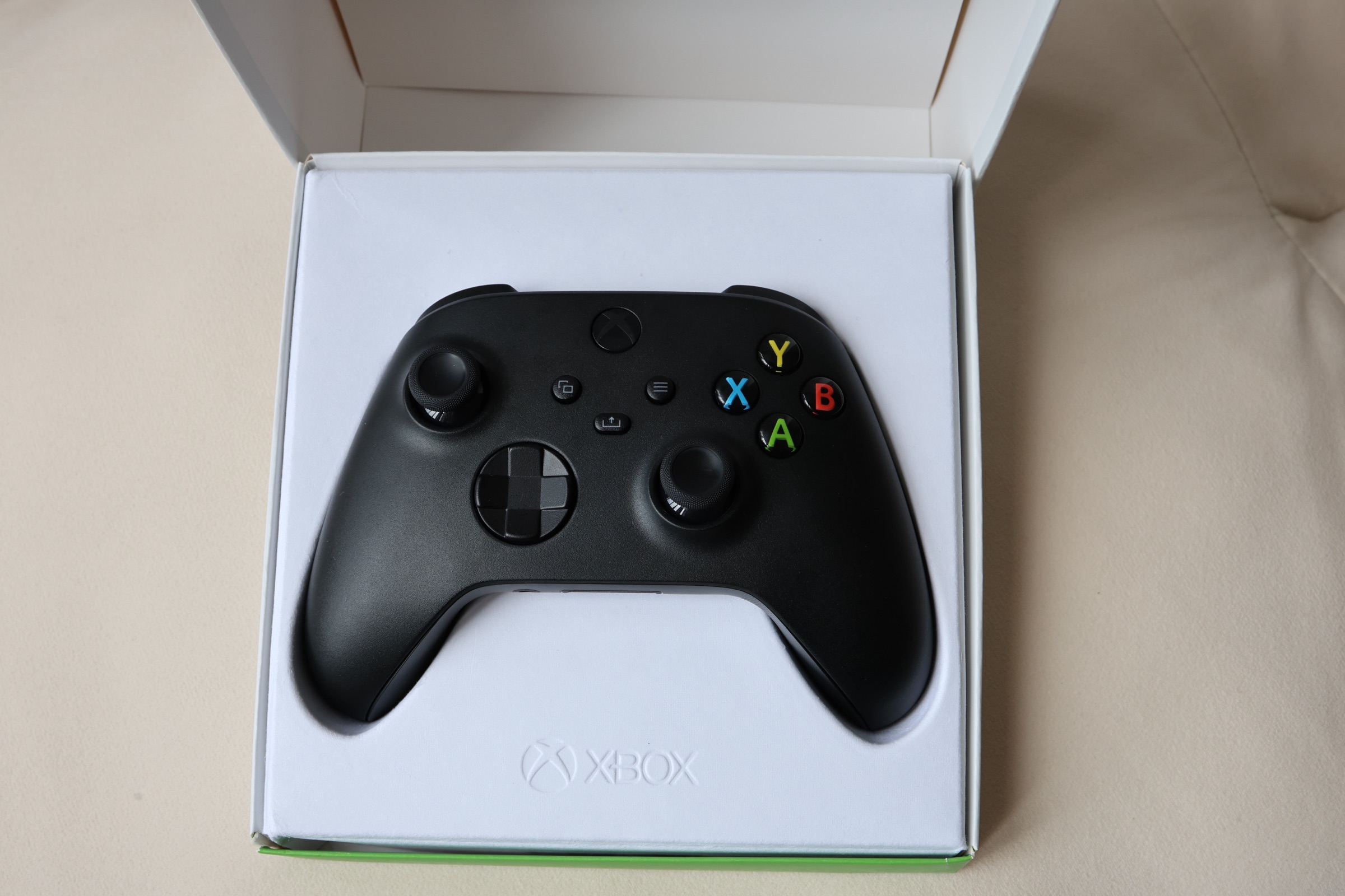 Xbox Series X|S 磨砂黑手柄｜原盒配件齐全实拍 1